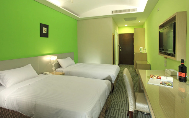 YOYO Hotel
