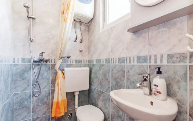 Apartments Hak - One Bedroom Apartment With Terrace and Sea View