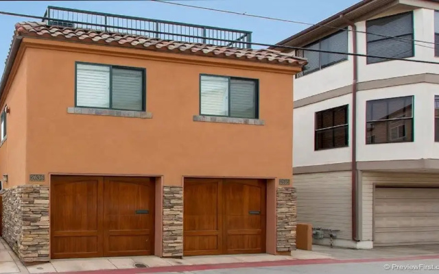 2636 Ocean Front Walk Home