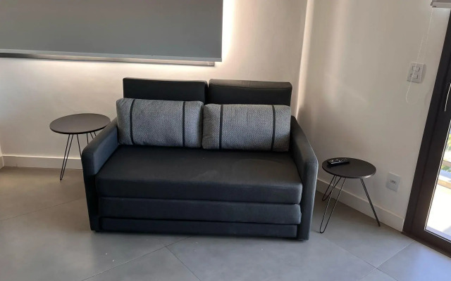 LIV - Apartment 1602