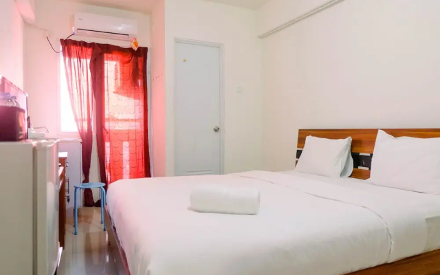 Simply Studio Apartment at Green Pramuka City