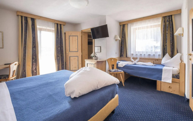 Hotel Serena