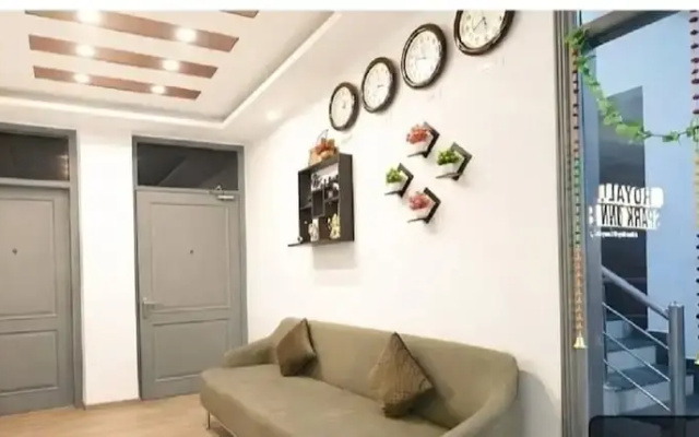 royal spark inn03
