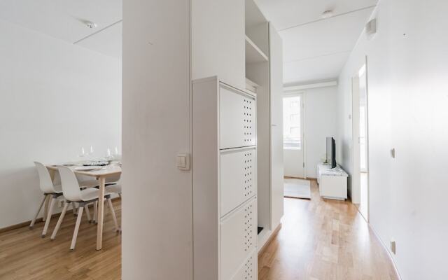 Апартаменты Local Nordic Apartments - Reindeer Ювяскюля комната для гостей