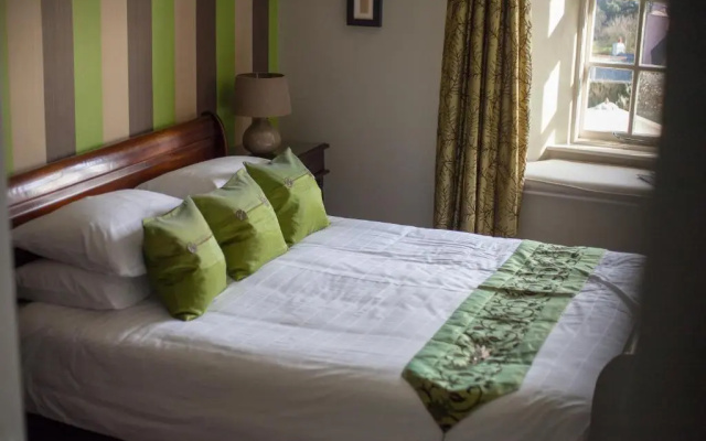 Strete Barton House