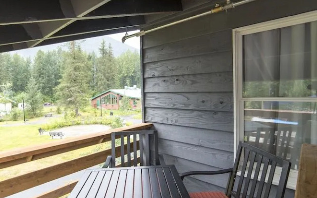 Ski Inn