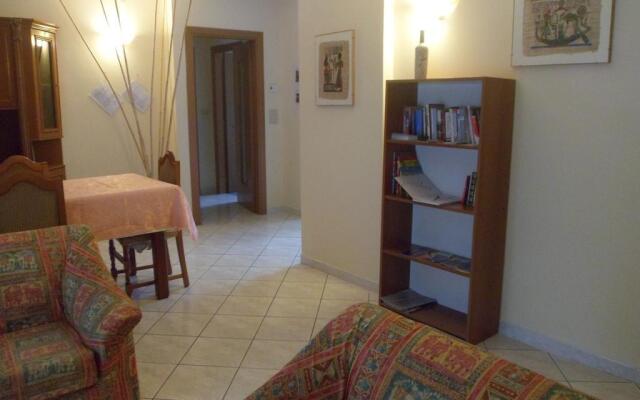 Отель B&B Bella Notte Монтезильвано комната для гостей