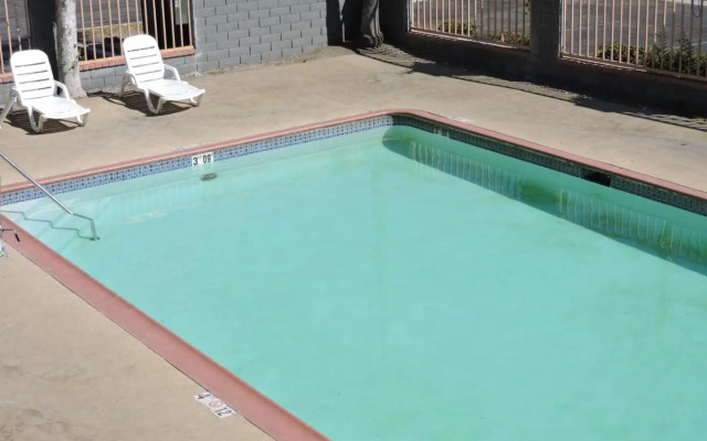 Quality Inn & Suites Artesia