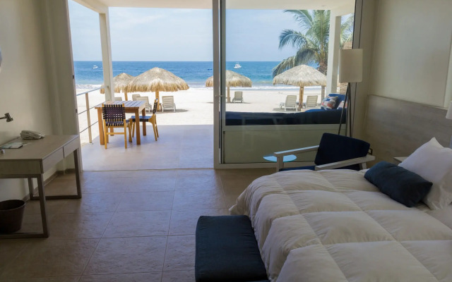 Punta Sal Suites & Bungalows Resort