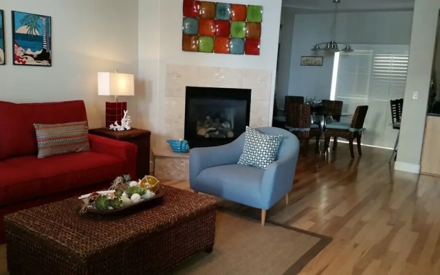 61 San Miguel 3 Bedroom Townhouse by Redawning