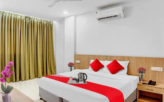 OYO Flagship 87781 Hotel Bluemoon