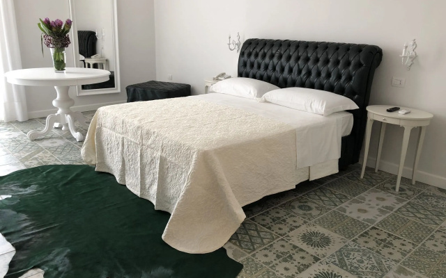 Barbarella Home