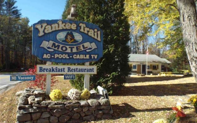 Yankee Trail Motel