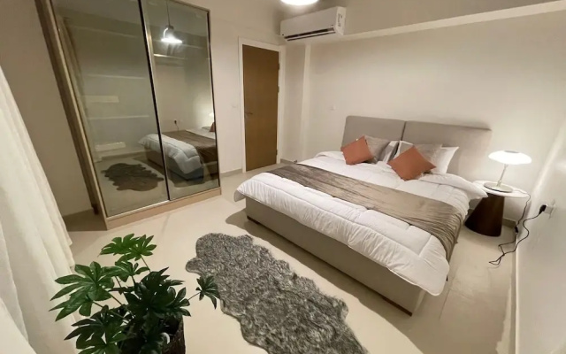 Marassi 1 bedroom with garden in marina