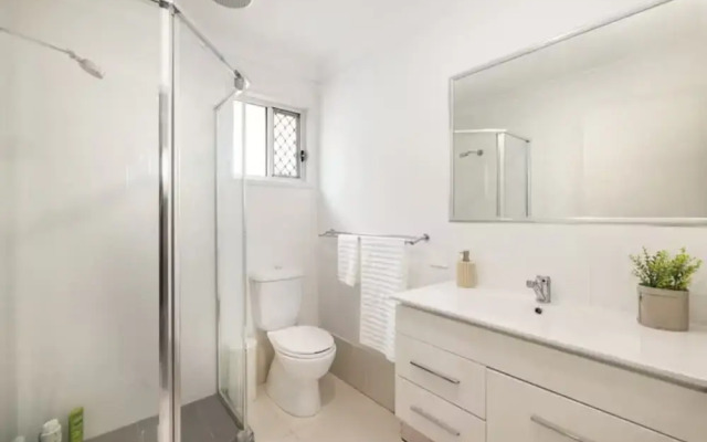 Smart Suites Self Check-in Apartments - 35 Freney