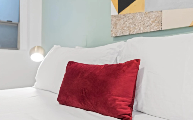 La Monarca Residential Hotel - Unit 204