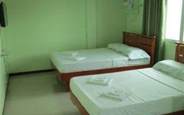 Princess Perrine Suites