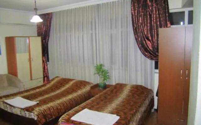 Yeşim Apart