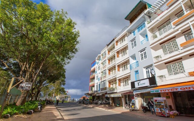 OYO 569 Z Hotel Далат вид на фасад
