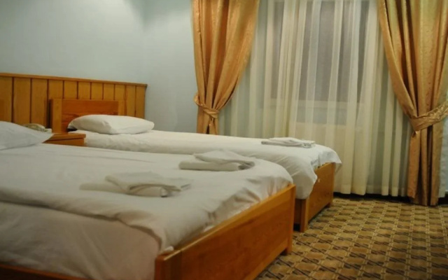 Kar Hotel
