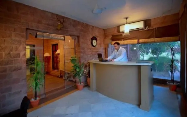Treehouse Raj Bagh A Boutique Heritage Hotel