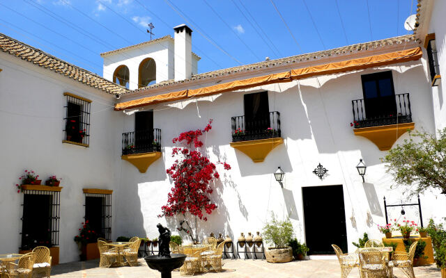 Отель Hacienda El Santiscal - Adults Only Испания, Аркос -де-ла-Фронтера - отзывы, цены и фото номеров - забронировать отель Hacienda El Santiscal - Adults Only онлайн вид на фасад