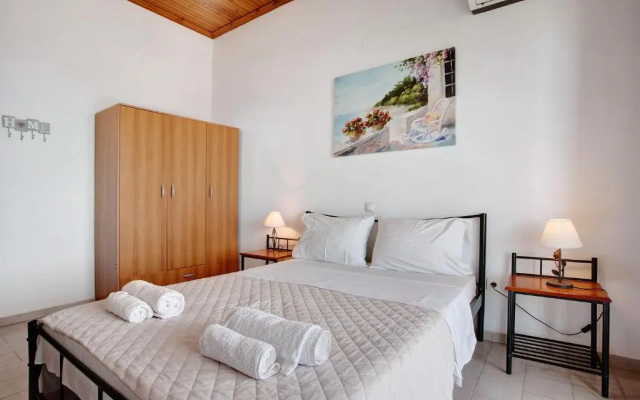 Yiannis Apartment 5 Adults