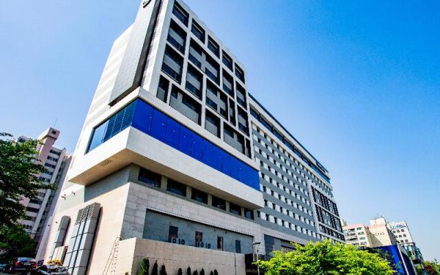 Отель Sheraton Seoul Palace Gangnam Hotel Южная Корея, Сеул - отзывы, цены и фото номеров - забронировать отель Sheraton Seoul Palace Gangnam Hotel онлайн вид на фасад