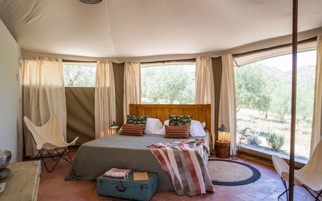 IUTA Glamping & Farm