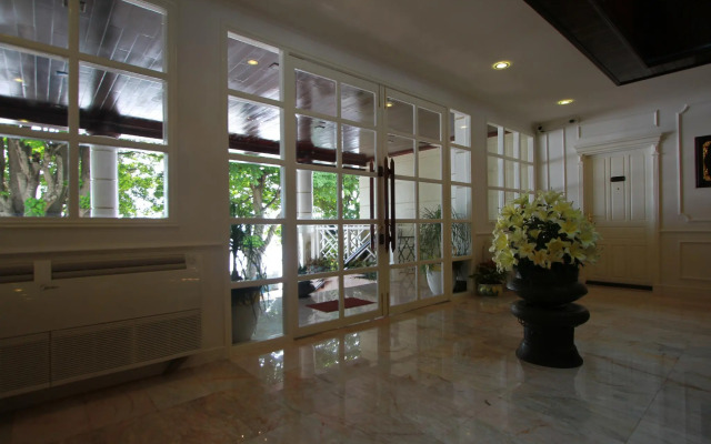 Le Bouton D'or Boutique Hotel