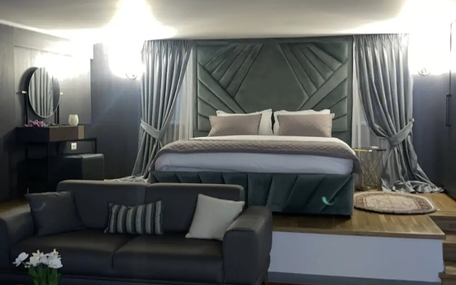 City Center Hotel