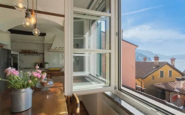 Emily's Holiday House - Authentic Lake Como by Rent all Como