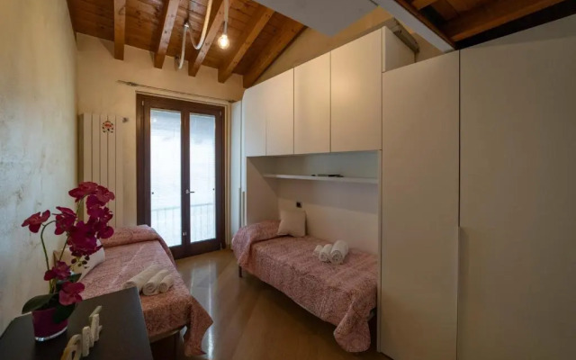 Diamond Suite