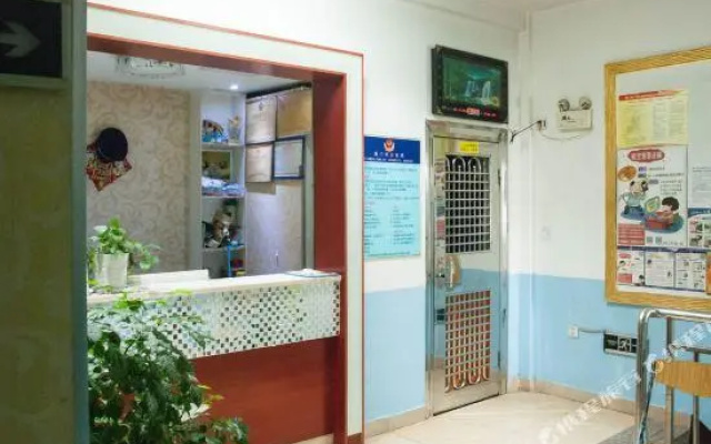 Xinlong Hostel
