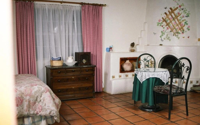 Hacienda Vargas Bed and Breakfast
