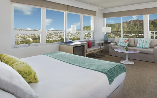 Queen Kapiolani Hotel