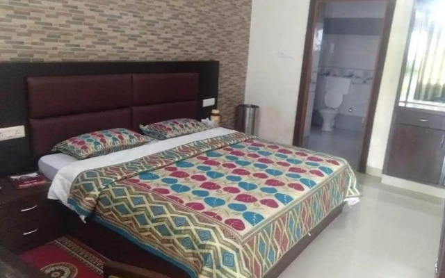 Rahi Pathik Niwas