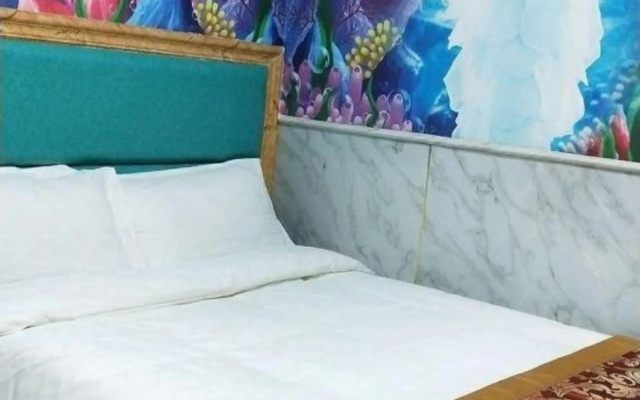Yifan Hotel