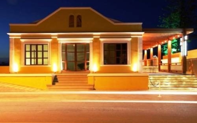Отель Villa Di Mare Seaside Suites вид на фасад