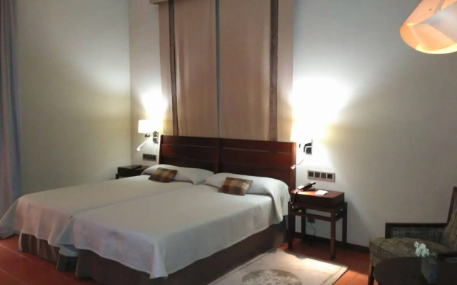 Отель Parador de Cáceres