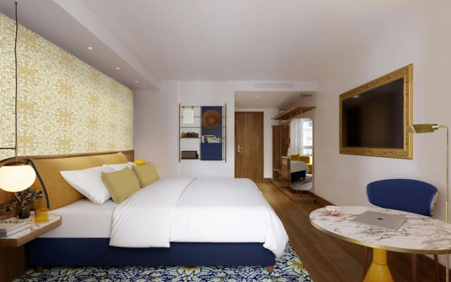 Отель The Cura Kensington