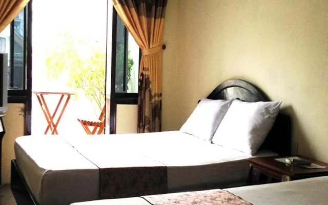Dong Loi Hotel