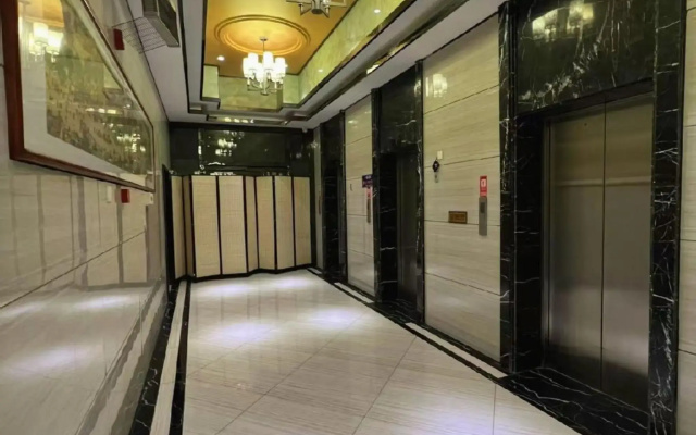 Liaocheng Dadong Business Hotel