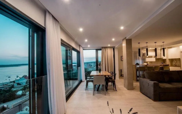 Luxury Apartments  Madomi