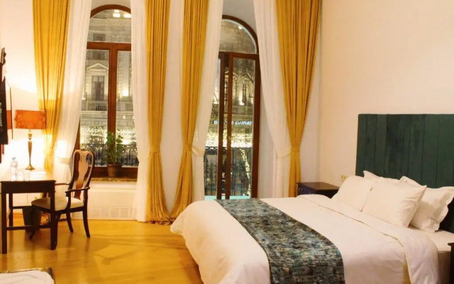 Octava Boutique Hotel