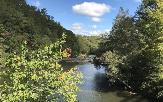 Harleys River Retreat