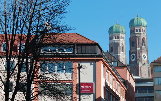 Mercure Hotel München Altstadt вид на фасад