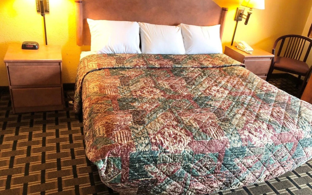 University Inn and Suites Tallahassee