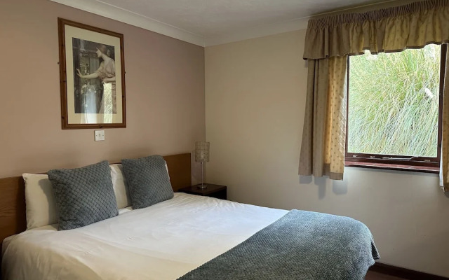 Farmhouse Inn