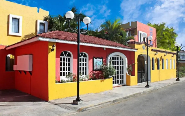 Hotel Acuario PLAYA DEL CARMEN